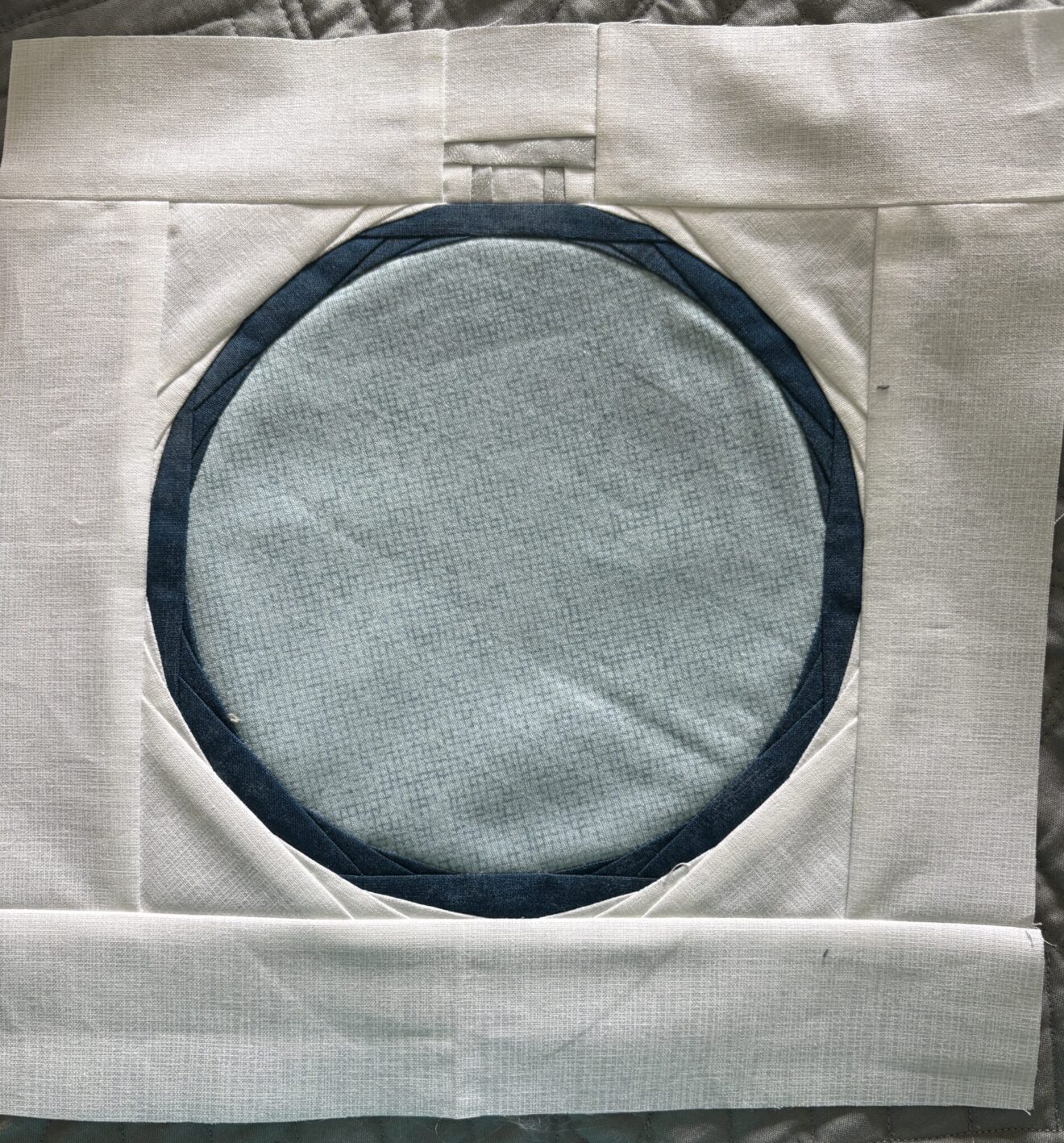 Mini-Group: Crazy Quilters - Thinking Outside the Block — Circle